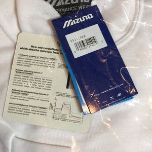 White size medium mock neck thermal shirt